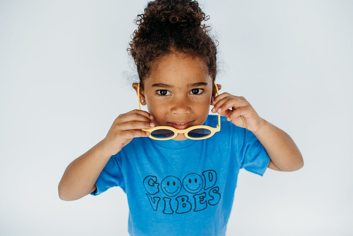 Good Vibes YOUTH T-shirt - Cal and Chlo Co